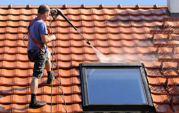 roof cleaning Llandeilo Graban, Powys